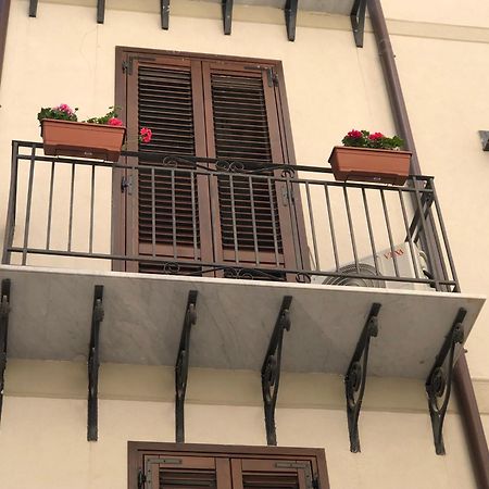 Reginella B&B Palermo Exterior photo